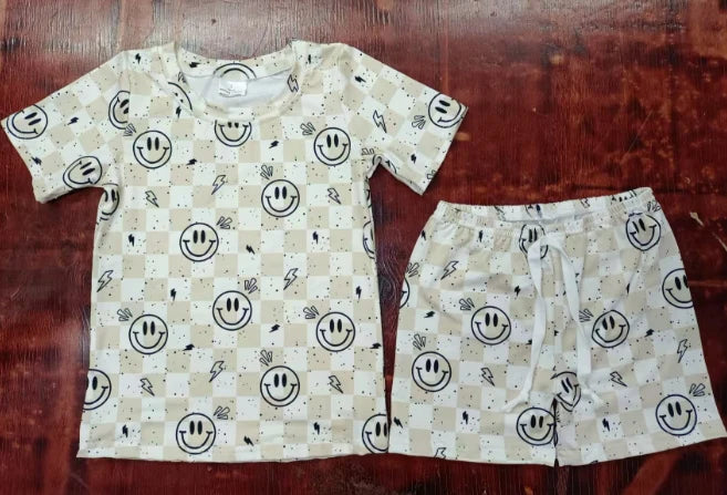 Preorder moq 5 Baby Girls Khaki Plaid Smiles Lightning Top Short Pajamas Set 5.8