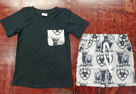 Preorder moq 5 Baby Girls Black Short Sleeves Pocket Top Highland Cows Short Set 5.8
