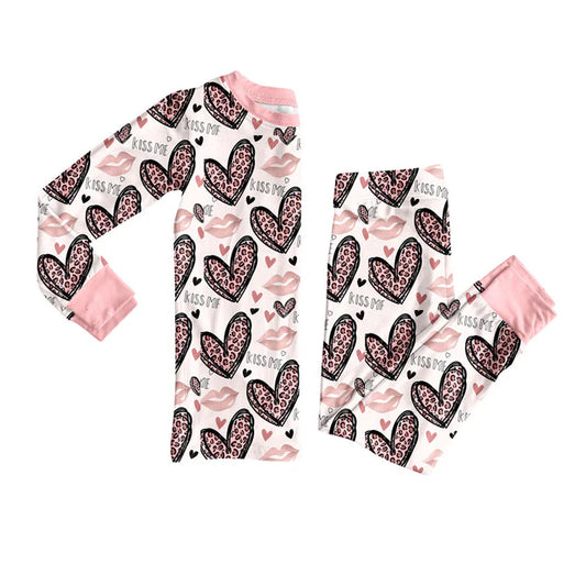 Preorder (moq 8)Baby Girls Pink Leopard Hearts Kiss Me Top Pants Valentine Pajamas Sets 9.15