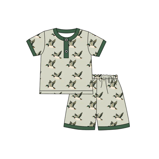 Preorder moq 5 Baby Boys Green Short Sleeves Ducks Button Top Short Pajamas Set 4.14