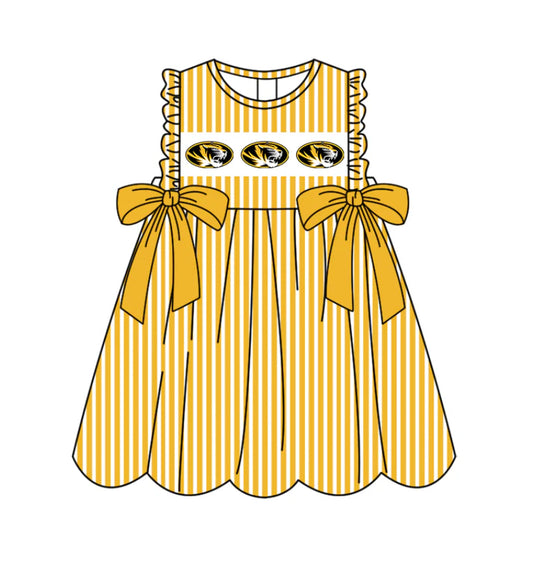 Preorder (moq 5)Baby Girls Sleeveless Yellow Stripe Tigers Bows Team Knee Length Dresses 11.25